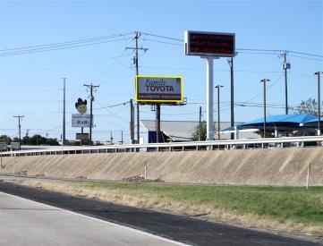 I-35W-MP37.9-.1 MI S/O ALSBURY W/S