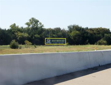 I-35 @ MP385.70, E/S