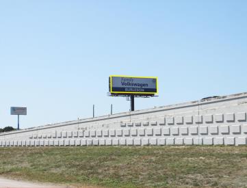 I-35W .1 MI S/O I-20 W/S
