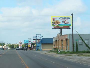 BUS-67 @ 1106 W HENDERSON N/S