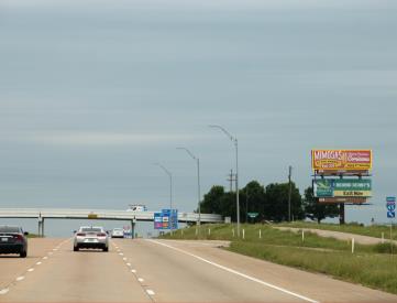 I-45 0.1 MI. N/O EXIT 251 - TOP W/S