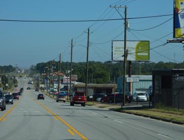NORTH EXPRESSWAY N/O HILLWOOD AVE. ES/FS