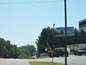 3218 FAYETTEVILLE HWY E/O BATES RD SS/FW