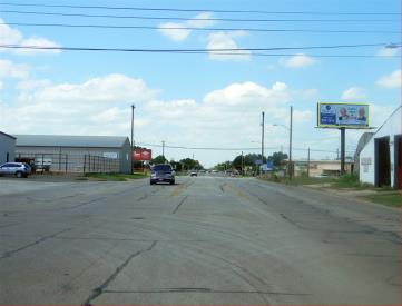 NORTH TREADAWAY @ NORTH 4TH S/F
