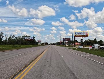 E/S FBX 3RD S/O HWY 98