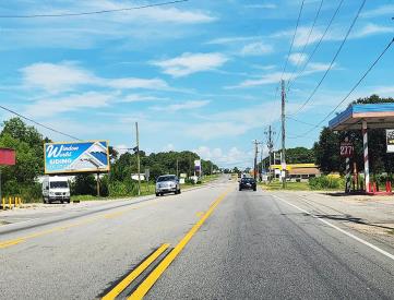W/S HWY 45 N/O VICTORY AVE F/S