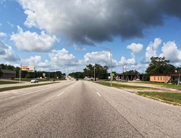 S/S HWY 90 2ND W/O AZALEA E/F