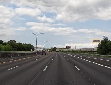 S/S I-10 2ND E/O MICHIGAN AVE