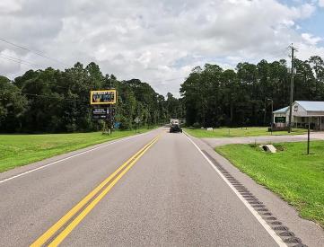 N/S HWY 98 3RD W/O CO RD 83 F/W (TOP)