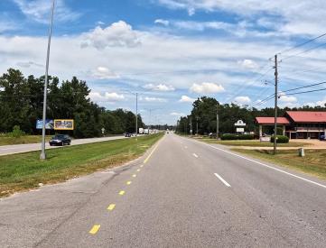 W/S Hwy 59 N/O College Dr