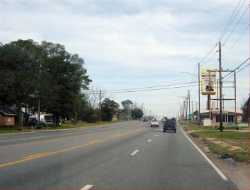 S/S MOFFETT E/O UNIVERSITY BLVD W/F