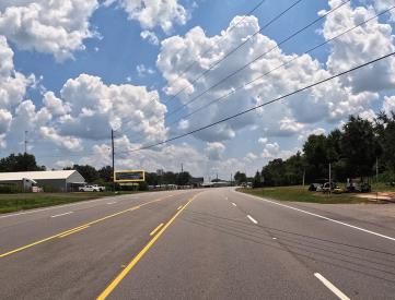 E/S HWY 59 4TH S/O CR 55