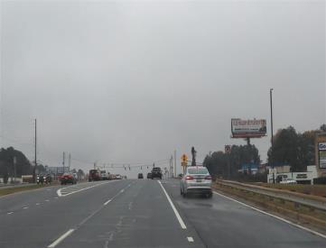 E/S US 41 200' S/O KENNESAW DUE WEST RD RHR F/S