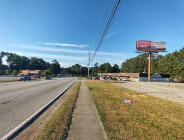 W/S RIVERDALE .8M S/O I-285 RHR F/N