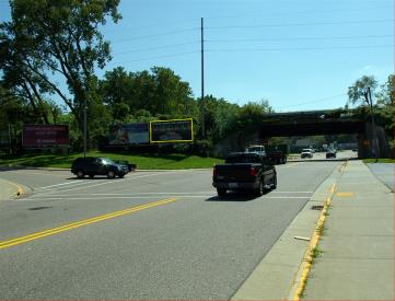 HWY 123 - BROADWAY EL 30' S/O LYNN ST