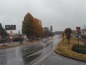 N/S L'VILL-SUWANEE RD 1/2M E/O I-85 LHR F/W
