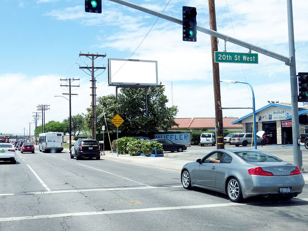 Av I NS 150ft W/O 20th St West F/E - 2