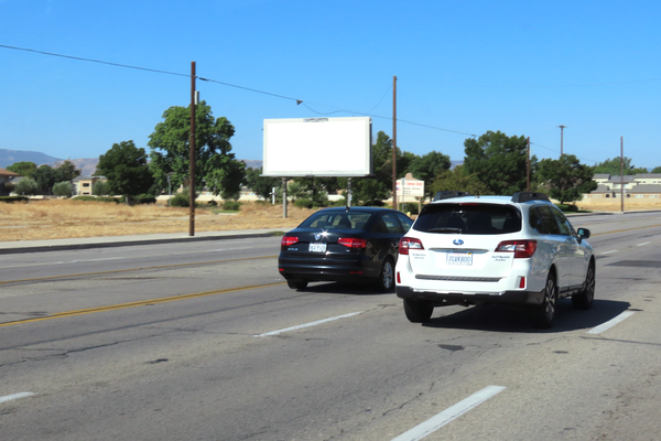 Av K SS 0.4mi W/O Sierra Hwy F/E - 2