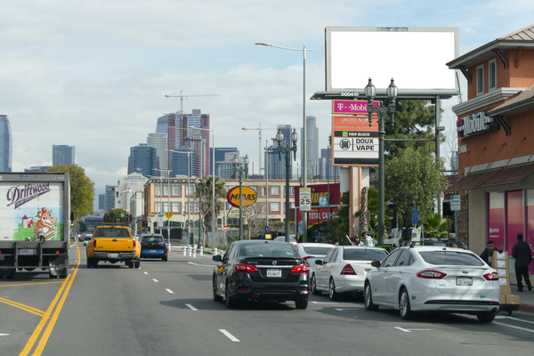 Figueroa ES 345ft N/O Adams F/S - 2
