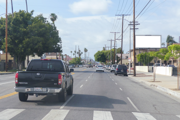Figueroa ES 310ft N/O 59th Pl F/S - 2