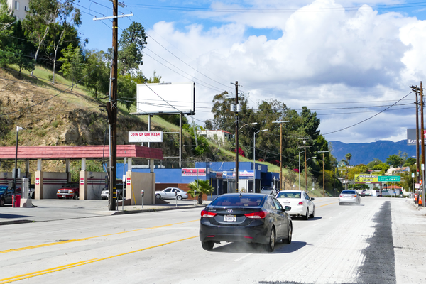 Glendale WS 540ft N/O Silverlake F/S - 2