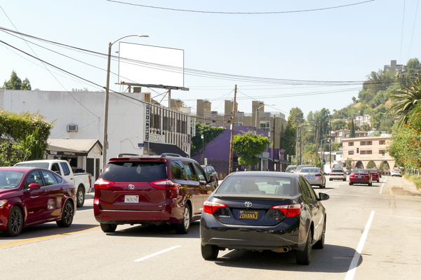 Hyperion ES 470ft S/O Griffith Park F/N - 1