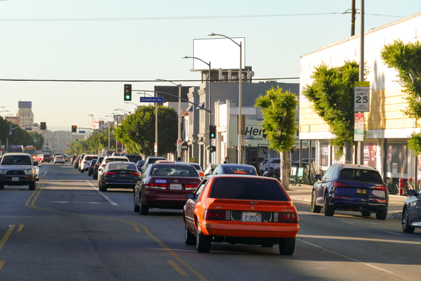 La Brea WS 369ft N/O Beverly F/N - 1