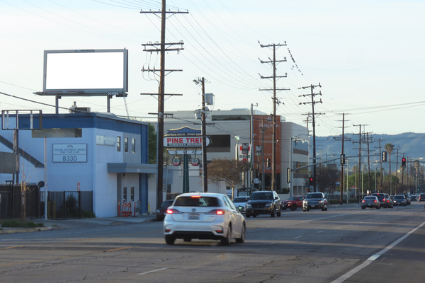 Reseda ES 218ft N/O Roscoe F/N - 1