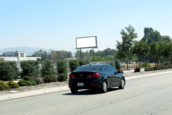 San Fernando ES 900ft N/O Oakridge Dr F/N - 1