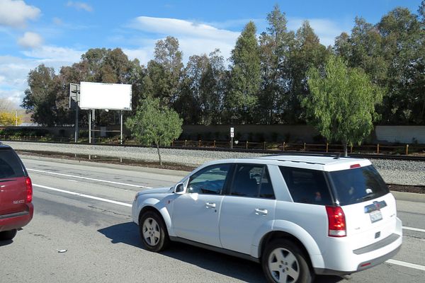 San Fernando ES 280ft S/O Oakridge DR F/S - 1