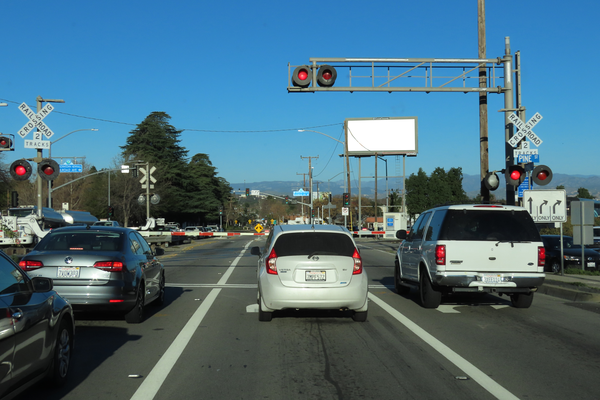 San Fernando ES 20ft S/O Railroad F/S - 1