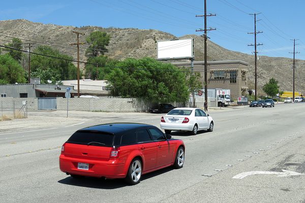 Sierra Hwy WS 95ft N/O Sierra Cross F/S - 1