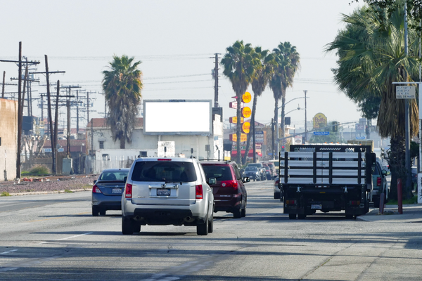Slauson NS 318ft W/O Santa Fe F/W - 1