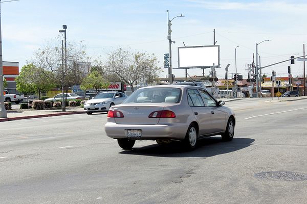 Van Nuys ES 20ft N/O San Fernando F/N - 1