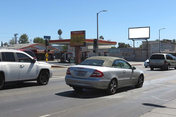 Van Nuys ES 150ft S/O Lanark F/N - 1
