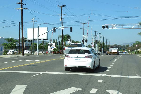 Woodley WS 0.2mi N/O Strathern F/S - 2
