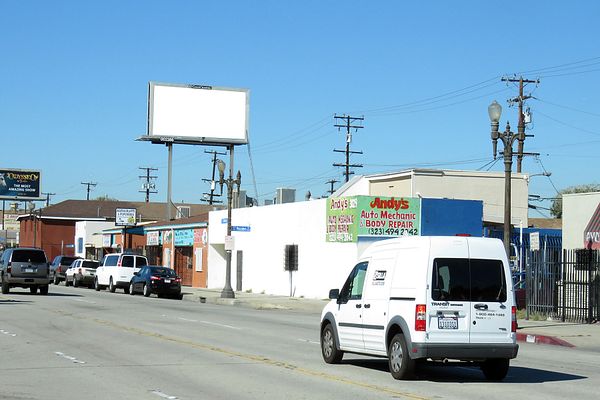 M L King Jr Blvd NS 100ft E/O Montara F/E - 2