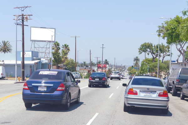 Crenshaw WS 50ft N/O 77th F/S - 1
