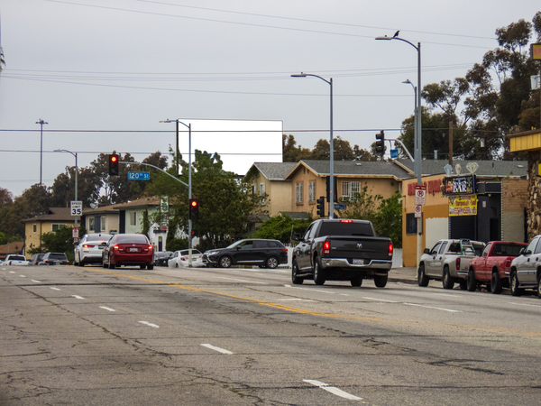 Figueroa ES 65ft N/O 120th F/S - 2
