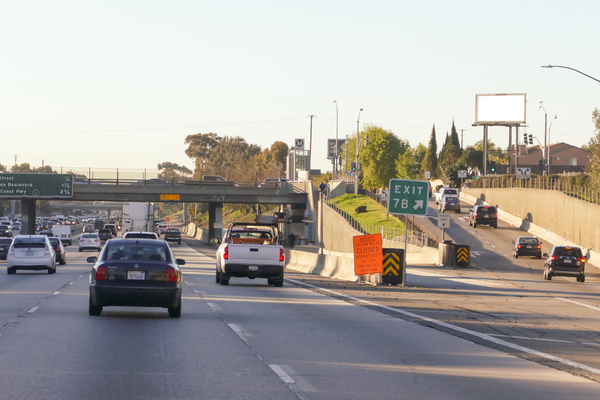 Harbor Frwy WS 30ft S/O Carson F/N - 1