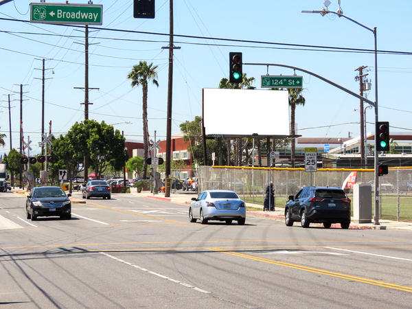 Inglewood WS 180ft S/O Broadway F/N - 1