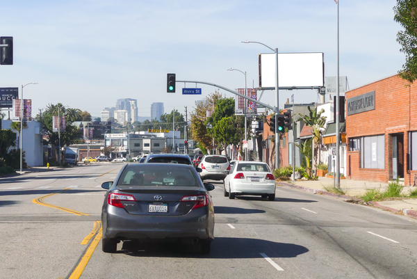 La Cienega ES 525ft S/O Venice  ** F/S - 2