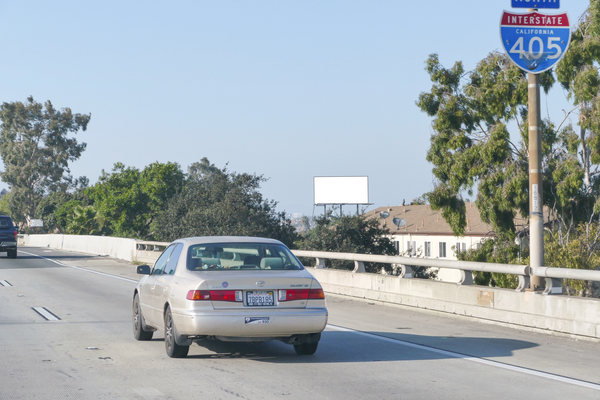 San Diego Frwy ES 73ft N/O Redondo Bch F/S - 2