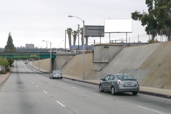 Azusa ES 560ft S/O Railroad F/S - 2