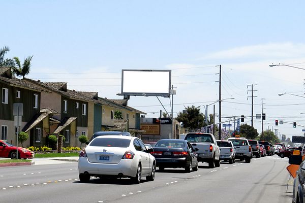 Bellflower ES 180ft N/O Rosecrans F/N - 1