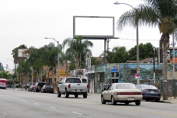 Cesar E Chavez SS 94ft E/O Townsend F/W - 1