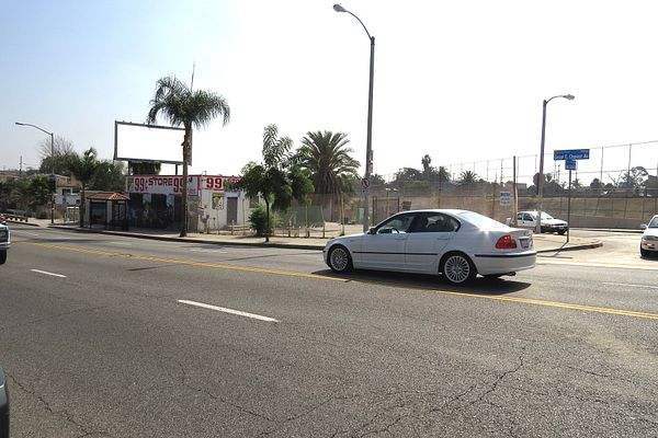 Cesar E Chavez SS 80ft E/O San Carlos F/W - 1