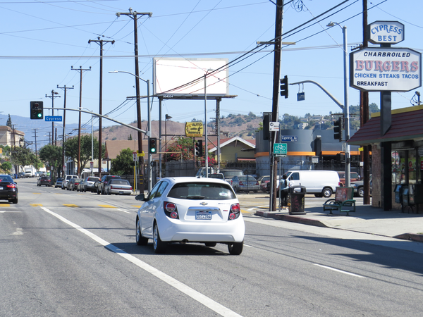 Figueroa ES 100ft N/O Cypress F/S - 1
