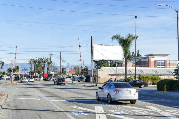 Garfield ES 0.3mi N/O Firestone F/S - 2