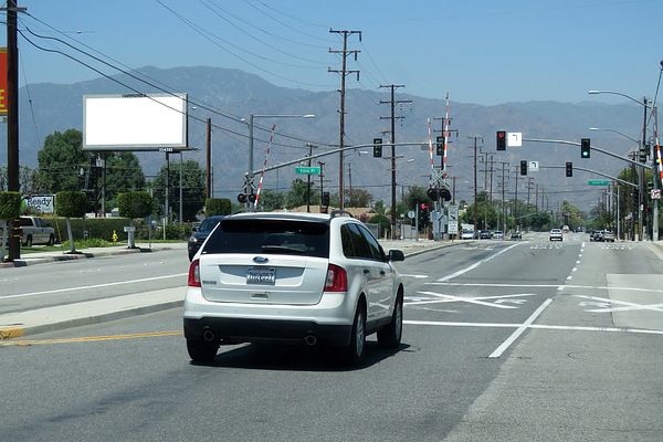 Irwindale WS 862ft N/O San Bernardino F/S - 2